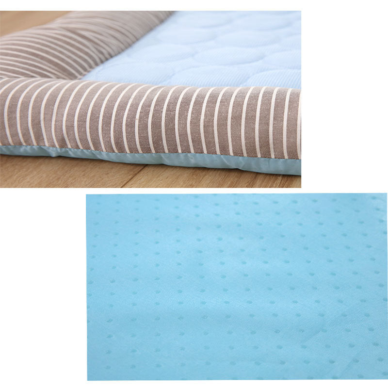 Pet Cooling Pad Bed – Soft, Breathable Ice Silk Mat for Dogs, Cats, Puppies & Kittens